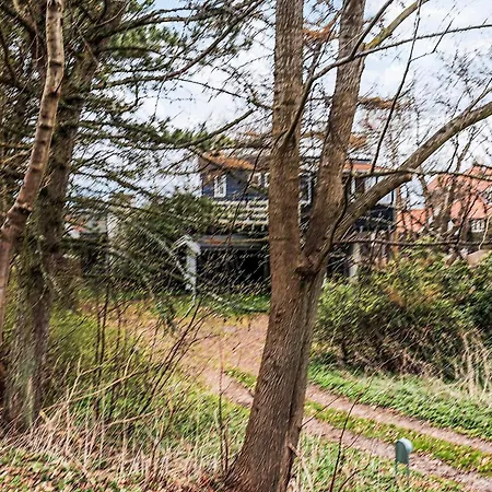 6 Person In Dronningmolle-by Traum *